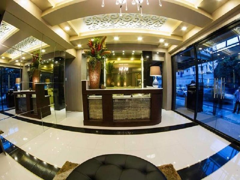 Pghi Hotel Кесон Сити Екстериор снимка