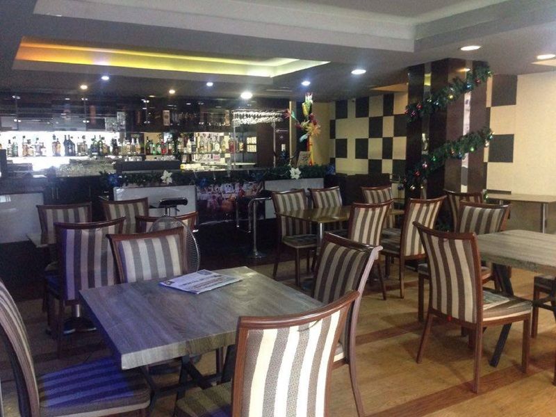 Pghi Hotel Кесон Сити Екстериор снимка